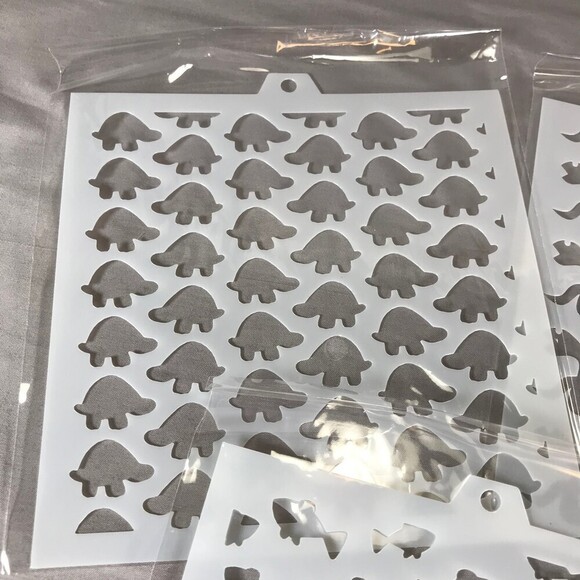 Plastic Cookie Decorating Stencils Lot of 3 - Picture 2 of 4